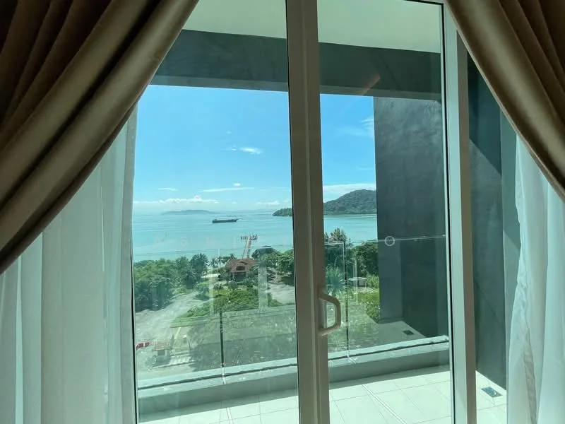 Room features: floor-to-ceiling windows, sliding glass door, curtains, sea view, mountain view, tile flooring, balcony access; style: modern; view: sea.