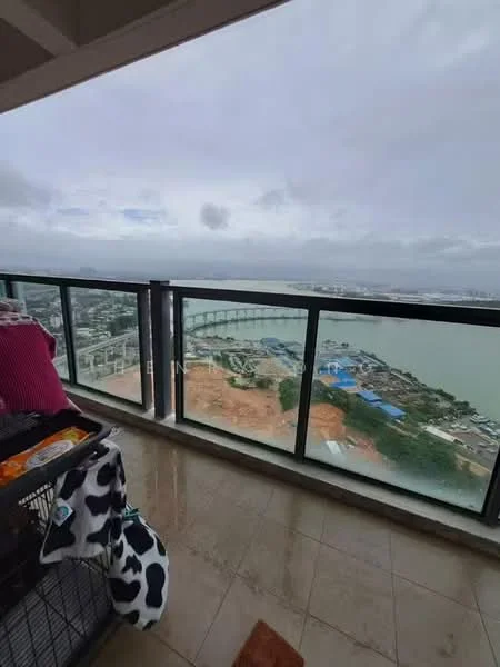 Room features: floor-to-ceiling windows, glass balcony railing, marble tile flooring, city skyline view, sea view, outdoor space, covered area, balcony furniture; style: modern; view: city.
