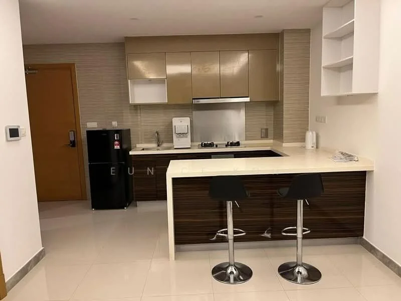 Kitchen features: white quartz countertop, dark wood cabinetry, stainless-steel range hood, 4-burner gas hob, built-in oven, single-bowl stainless-steel sink, chrome pull-down faucet, black refrigerator, white coffee machine, bar stools, ceramic tile flooring, light beige painted walls, open shelving; style: modern.