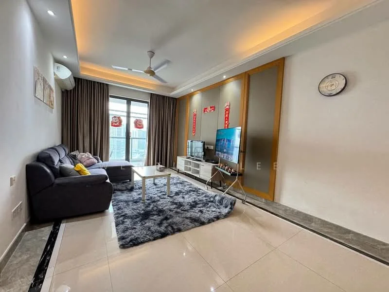 Living features: 3-seater fabric sofa in grey, coffee table, TV console, wall-mounted TV, area rug with geometric pattern, floor-to-ceiling windows, curtains, ceiling fan, recessed downlights, marble flooring, decorative wall clock, wall art, crown moulding; style: modern; view: city.