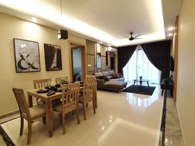 Living features: sofa in grey fabric, 3-seater sofa, coffee table, TV console, wall-mounted TV, area rug, ceiling fan with light, recessed LED downlights, floor-to-ceiling windows, curtains in dark fabric, decorative wall art, wall-mounted shelf; style: modern. Dining features: 6-seater dining table in wood, dining chairs in wood, table setting with plates and cutlery, decorative centerpiece; style: modern.