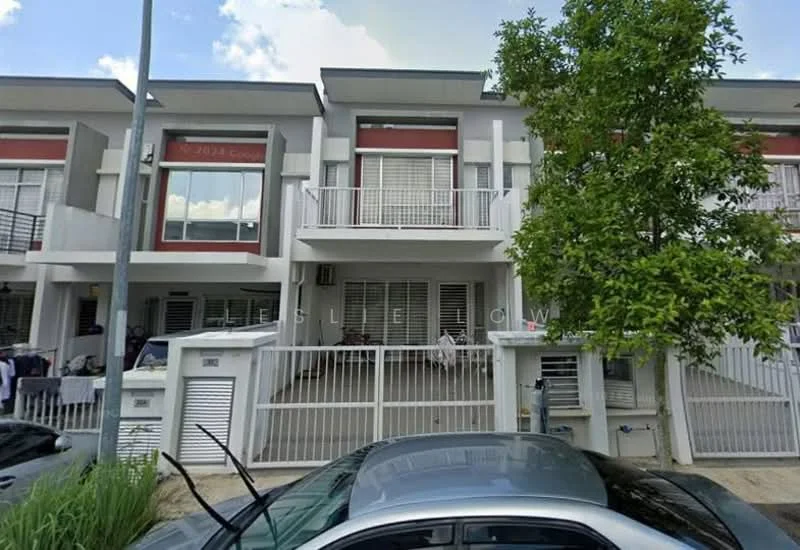 Exterior type: linked terrace house; features: white painted facade, red accent panels, recessed balconies, metal railing on balconies, two-storey structure, manicured landscaping, paved driveway, front gate, car porch, window shutters; style: modern.