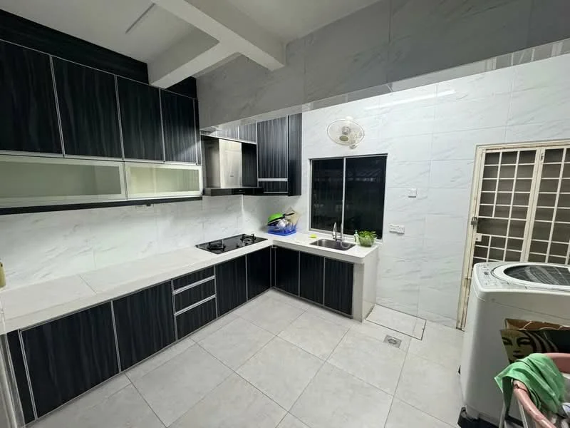Kitchen features: black cabinetry with glass upper cabinets, white quartz countertop, stainless-steel sink, chrome pull-down faucet, 4-burner gas hob, built-in oven, white tiled backsplash, grey tiled flooring, ceiling-mounted exhaust fan, window with black frame, washing machine, open shelving, recessed lighting; style: modern.