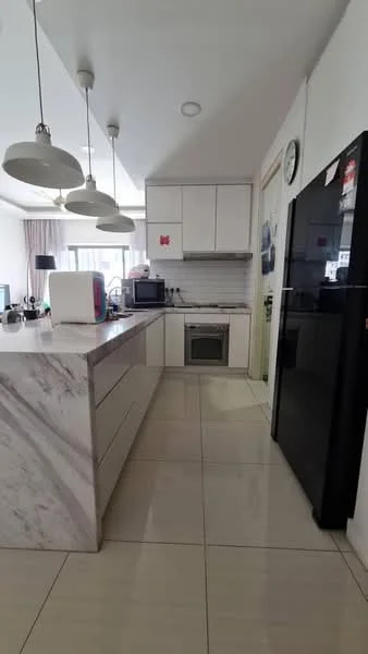 Kitchen features: white shaker cabinets, marble countertop, stainless-steel built-in oven, black fridge, ceramic tile flooring, recessed downlights, pendant lights, grey backsplash, single-bowl stainless-steel sink, chrome pull-down faucet, microwave, kitchen island with seating; style: modern.