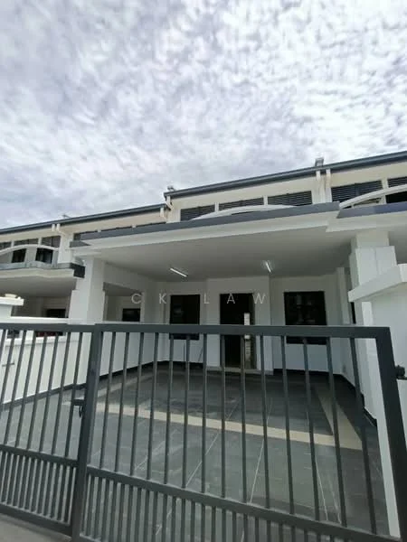 Exterior type: linked terrace house; features: white painted facade, flat roof, approximately 2-storey, manicured lawn, paved driveway, gated entry, balconies on upper level, large windows, security gate; style: modern.