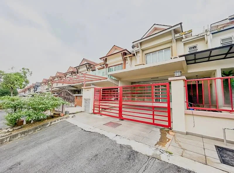 Renovated Double Storey Taman Mutiara Indah 2 Puchong, Puchong — view 2 of 5 — for Sale