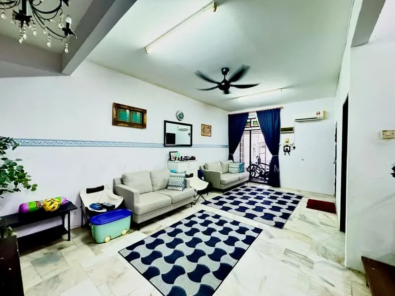 Living features: 2-seater fabric sofa in light grey, 3-seater fabric sofa in light grey, area rug with geometric pattern in blue and white, ceiling fan with light, wall-mounted mirror, decorative wall art, window with blue curtains, marble flooring, door leading outside, plant in ceramic pot; style: modern.