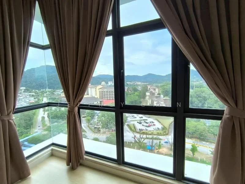 Room features: floor-to-ceiling windows, curtains, mountain view, city view, wooden flooring, natural light; view: mountain.
