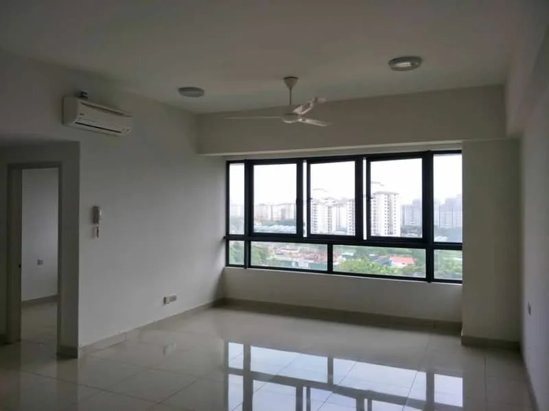 Living features: white painted walls, polished ceramic tile flooring, 5-blade ceiling fan with light, 2 ceiling lights, floor-to-ceiling windows, city view, wall-mounted split AC, open layout; style: modern; view: city.