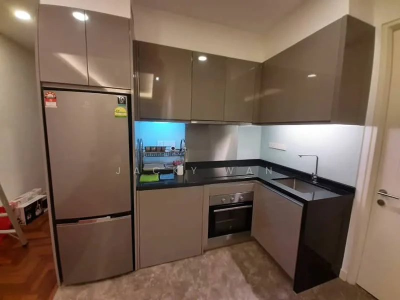 Kitchen features: grey high-gloss cabinetry, black countertop, stainless-steel fridge, built-in oven, 4-burner gas hob, single-bowl stainless-steel sink, chrome pull-down faucet, tile backsplash, under-cabinet lighting, wooden flooring, recessed downlights; style: modern.