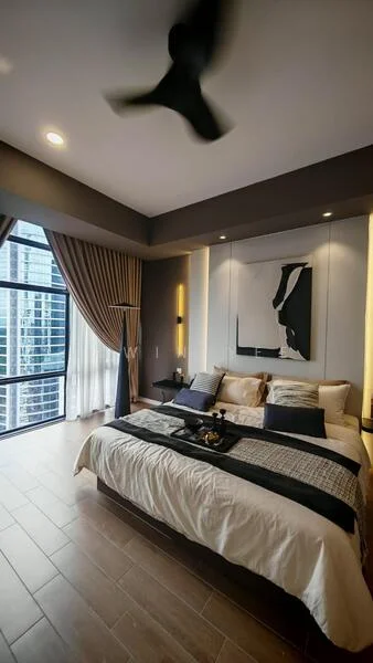 Bedroom features: king-size bed with beige bedding, upholstered headboard, 2 bedside lamps, decorative wall art, floor-to-ceiling windows, sheer curtains, dark wood flooring, 5-blade ceiling fan, built-in wardrobe, accent wall in dark grey, recessed lighting, decorative throw pillows, area rug with geometric pattern; style: modern; view: city.