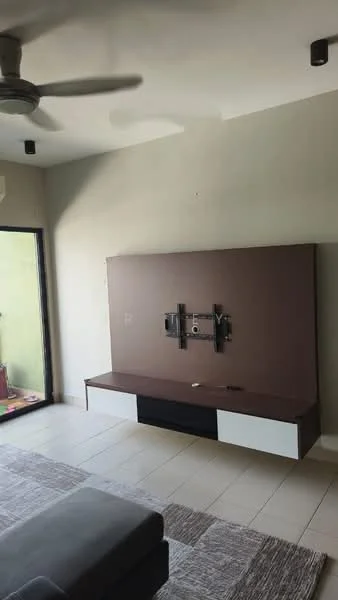 Living features: ceiling fan, wall-mounted TV bracket, brown feature wall, light-colored wall, large sliding glass door, tile flooring, built-in TV console with storage, area rug; style: modern; view: garden.