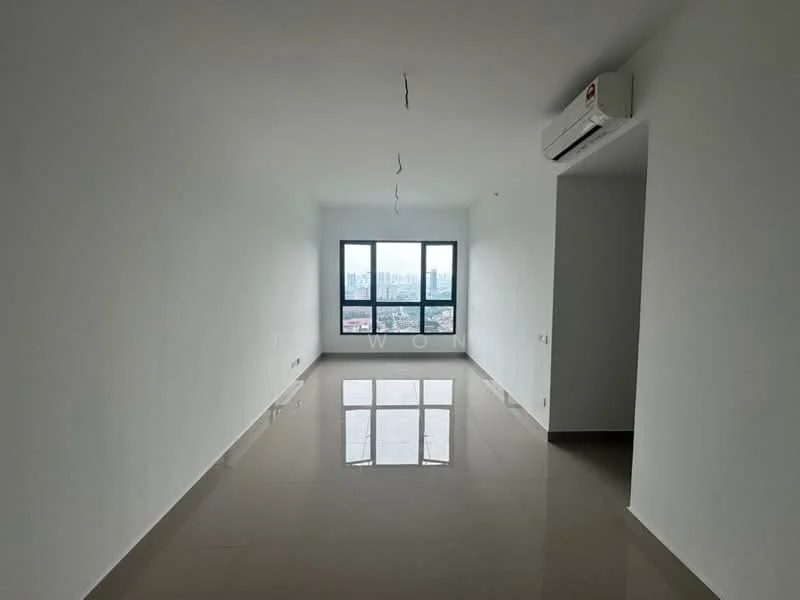 Living features: white painted walls, polished ceramic tile flooring, floor-to-ceiling windows, 1 wall-mounted split AC, recessed ceiling lights, open layout, city skyline view; style: modern; view: city.