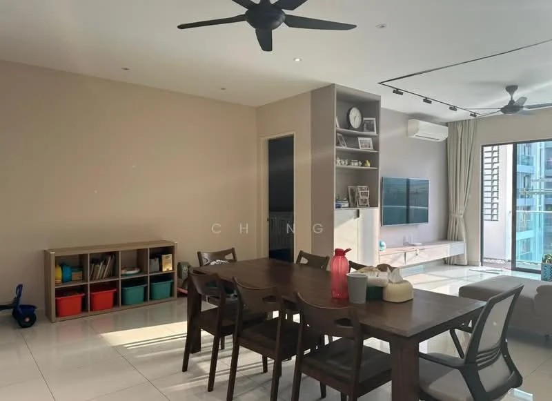 Living features: white painted walls, glossy tile flooring, 5-blade ceiling fan with light, wall-mounted TV, entertainment unit, large windows with sheer curtains, sofa, dining table with chairs, decorative items on shelves, open shelving unit, air conditioning unit; style: modern; view: city.