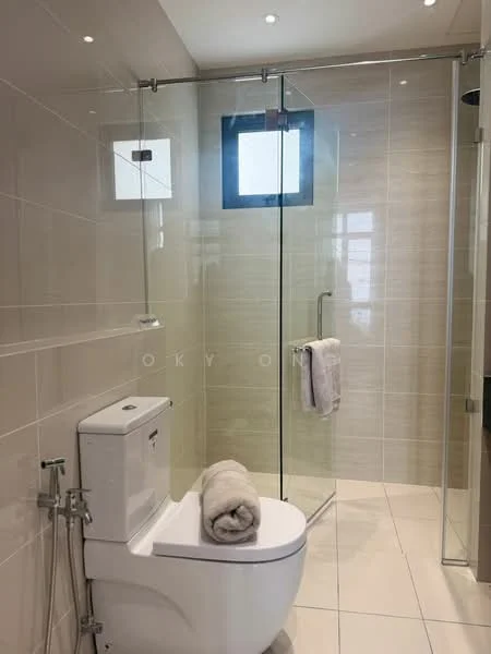 Bathroom features: white tiled walls, light beige tiled flooring, glass shower enclosure, rain shower head, handheld shower, one-piece toilet, chrome basin mixer, towel rack, window for natural light, white bath towels, built-in shelving, recessed lighting; style: modern.