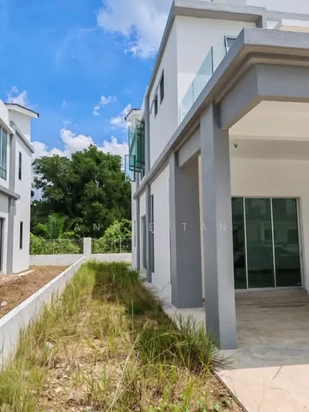 Exterior type: detached bungalow; features: white painted facade, flat roof, large glass windows, concrete pillars, manicured lawn area, surrounded by greenery, paved walkway, outdoor terrace, two-storey structure; style: modern.