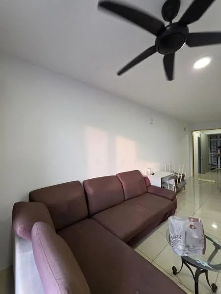 Living features: L-shape sectional sofa in maroon, coffee table, wall-mounted TV, white painted walls, ceramic tile flooring, 5-blade ceiling fan, recessed downlights; style: modern.