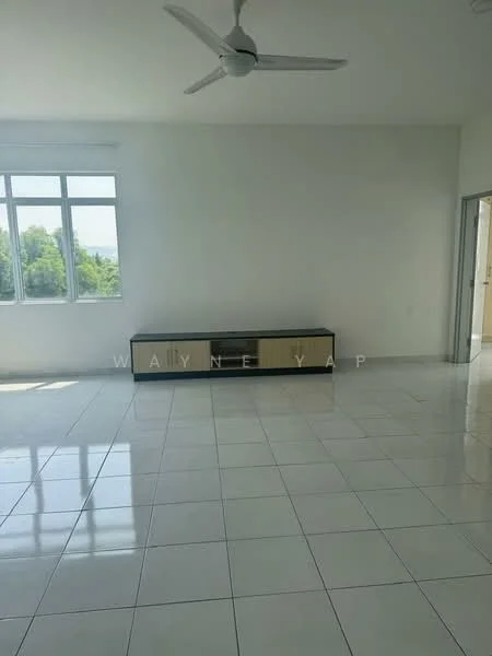 Living features: white painted walls, glossy white tile flooring, 5-blade ceiling fan, large windows with city view, TV console, natural light, open layout, neutral color scheme; style: modern; view: city.