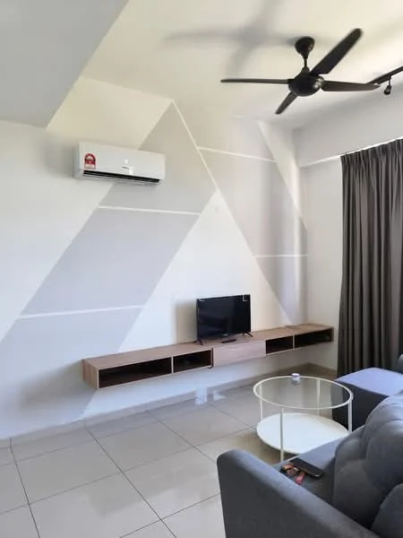 Living features: grey fabric sofa, glass coffee table, wall-mounted TV, wooden TV console with storage, 1 wall-mounted split AC, 5-blade ceiling fan, white painted walls with geometric design, floor-to-ceiling curtains, glossy tile flooring; style: modern.
