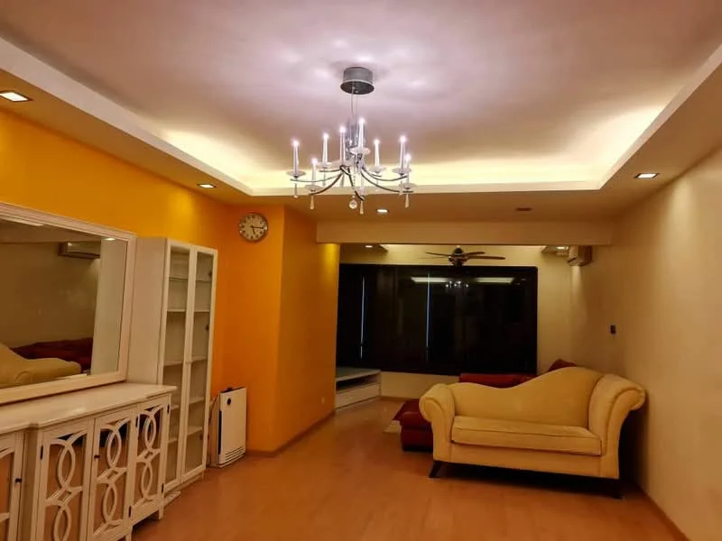 Living features: yellow painted walls, cream painted walls, wooden flooring, chandelier, recessed downlights, 5-blade ceiling fan, floor-to-ceiling windows, sofa in cream, TV console, clock on wall, built-in shelving unit, air conditioning unit; style: modern.