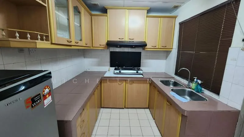 Kitchen features: L-shaped countertop, brown wooden cabinetry, double-bowl stainless-steel sink, chrome pull-down faucet, built-in gas stove, black range hood, white tiled backsplash, cream tiled flooring, fridge, window with blinds; style: traditional.