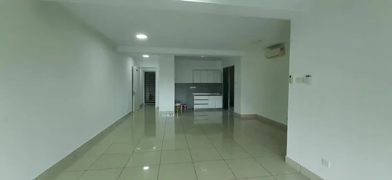 Room features: white painted walls, glossy ceramic tile flooring, recessed downlights, wall-mounted split AC, open kitchen layout, kitchen cabinetry, grey tiled backsplash, doorway leading to another room; style: modern.