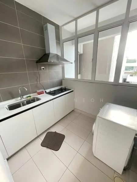 Kitchen features: single-bowl stainless-steel sink, chrome pull-down faucet, 2-burner gas hob, built-in oven, white flat-panel cabinets, grey tiled backsplash, white washing machine, grey floor tiles, window with multiple panes, countertop space, kitchen mat; style: modern.