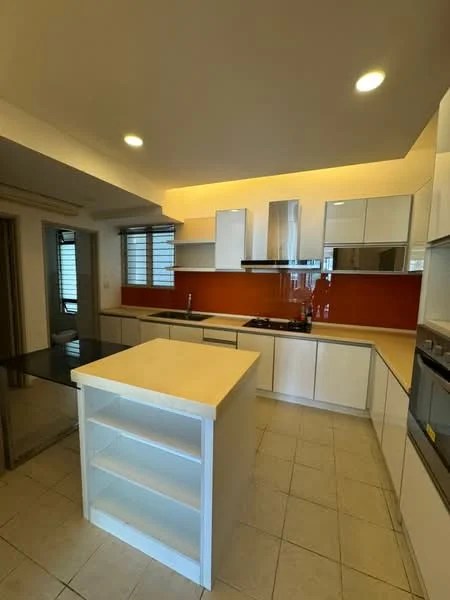 Kitchen features: white cabinetry with glossy finish, orange backsplash, island with open shelving, stainless-steel sink, chrome pull-down faucet, built-in oven, gas hob, exhaust hood, tile flooring, recessed lighting, large windows for natural light, countertop with smooth surface; style: modern.
