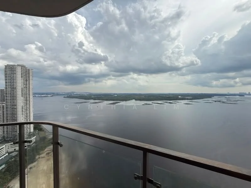 Room view: sea.