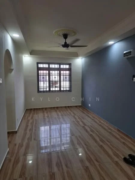 Living features: wooden flooring, painted walls in light cream, accent wall in dark grey, 5-blade ceiling fan with light, floor-to-ceiling window, air conditioning unit, recessed downlights, no visible furniture; style: modern.
