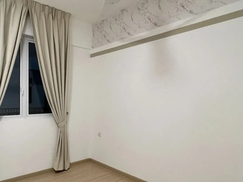 Room features: white painted walls, light wood flooring, curtains, window, decorative ceiling with pattern; style: modern.