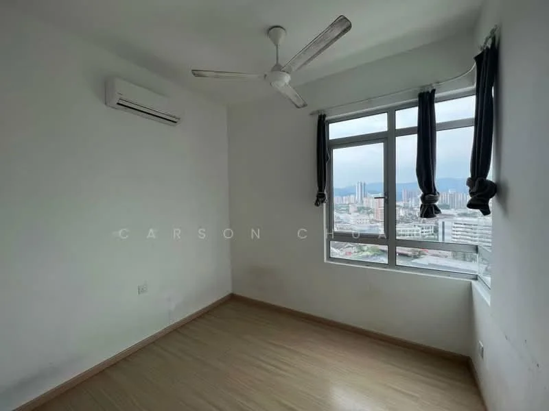 Room features: white painted walls, laminate flooring, 1 wall-mounted split AC, 5-blade ceiling fan, floor-to-ceiling window, curtains, city view; style: modern; view: city.