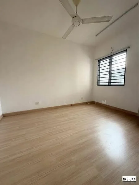 Room features: light wood laminate flooring, white painted walls, ceiling fan, sliding windows with black grills, natural light from window; style: minimalist.