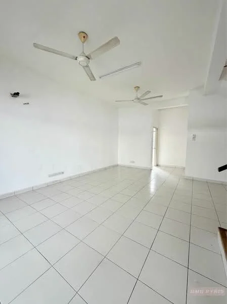 Living features: white painted walls, white ceiling, tile flooring, 2 ceiling fans, large window, sliding glass door, natural light, open layout; style: modern.