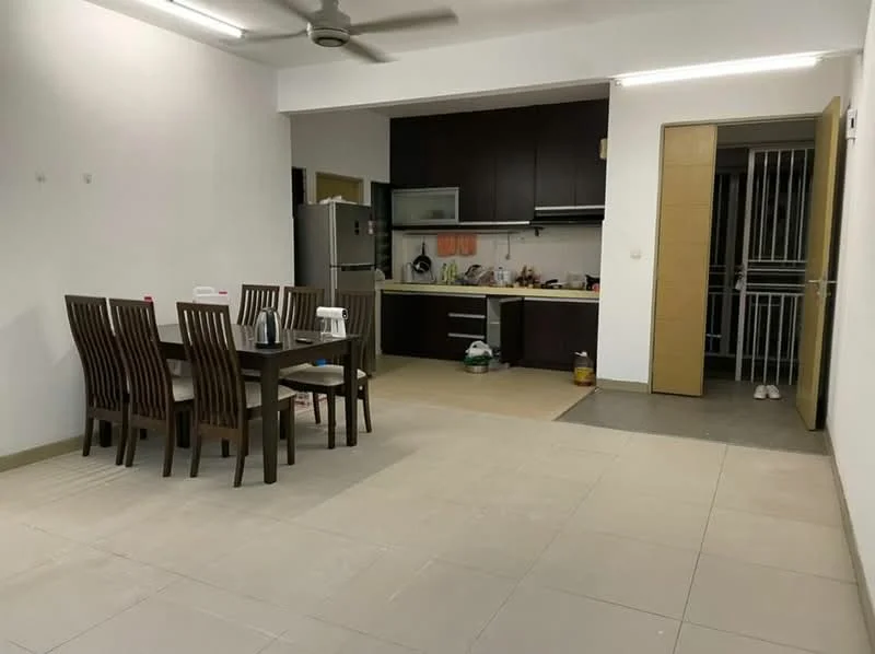 Living features: dining table with 6 wooden chairs, stainless-steel fridge, built-in kitchen cabinets in dark wood, kitchen countertop, ceramic tile flooring, ceiling fan, open layout, wall-mounted kitchen appliances, door leading to hallway, light-colored walls; style: modern.