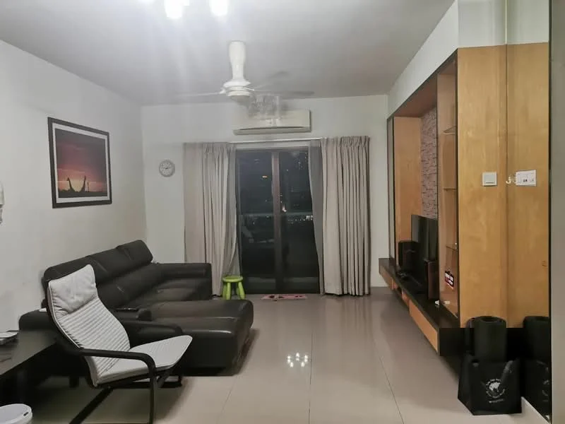 Living features: 3-seater leather sofa in black, ceiling fan, wall-mounted TV, TV console, large sliding glass door, floor-to-ceiling windows, curtains, light-colored wall, tile flooring, decorative wall paneling, coffee table, area rug; style: modern; view: city.