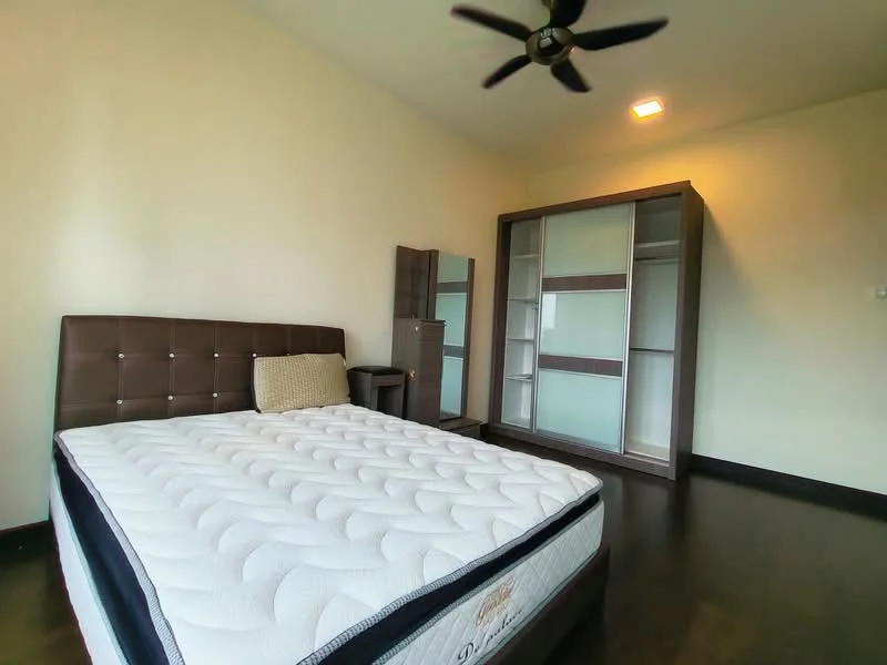 Bedroom features: king-size bed, upholstered headboard in brown, ceiling fan, wooden flooring, built-in wardrobe with glass doors, nightstand, decorative pillow, neutral wall color, recessed lighting; style: modern.