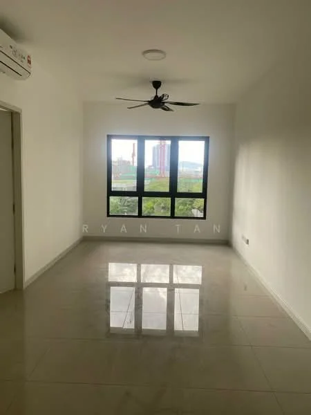 Room features: white painted walls, polished ceramic tile flooring, 5-blade ceiling fan, floor-to-ceiling windows, city view, air conditioning unit on wall, natural light from windows; style: modern; view: city.