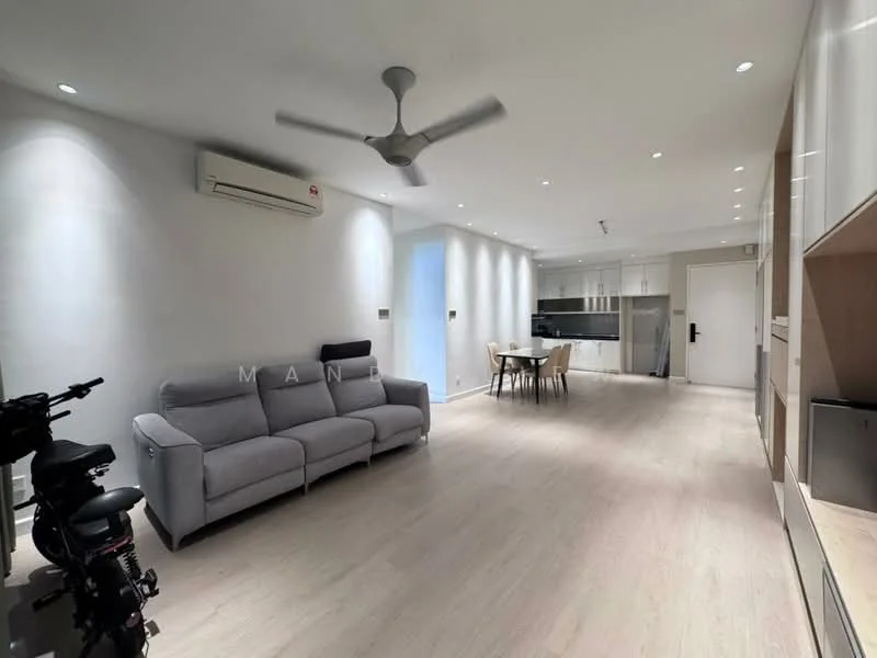 Living features: light grey fabric 3-seater sofa, ceiling fan with integrated LED light, wall-mounted split AC, white painted walls, light wood flooring, recessed downlights, dining table with four chairs, kitchen area with cabinetry and countertop; style: modern.