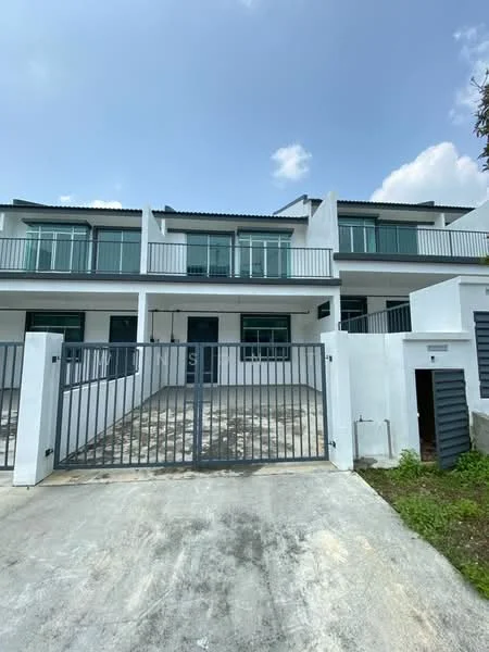 Exterior type: linked terrace house; features: white painted facade, flat roof, two-storey building, balconies with glass railings, gated entrance, concrete driveway, manicured lawn, surrounded by greenery; style: modern.
