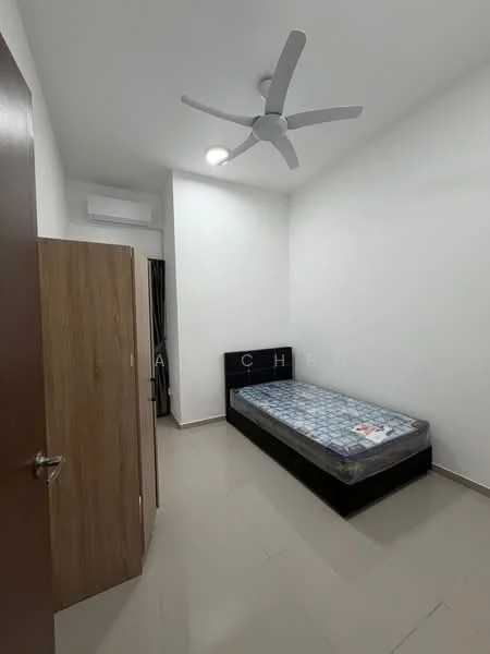 Bedroom features: single bed, upholstered bed frame, ceiling fan, wall-mounted split AC, wooden wardrobe, light-colored walls, tile flooring, LED ceiling light; style: modern.