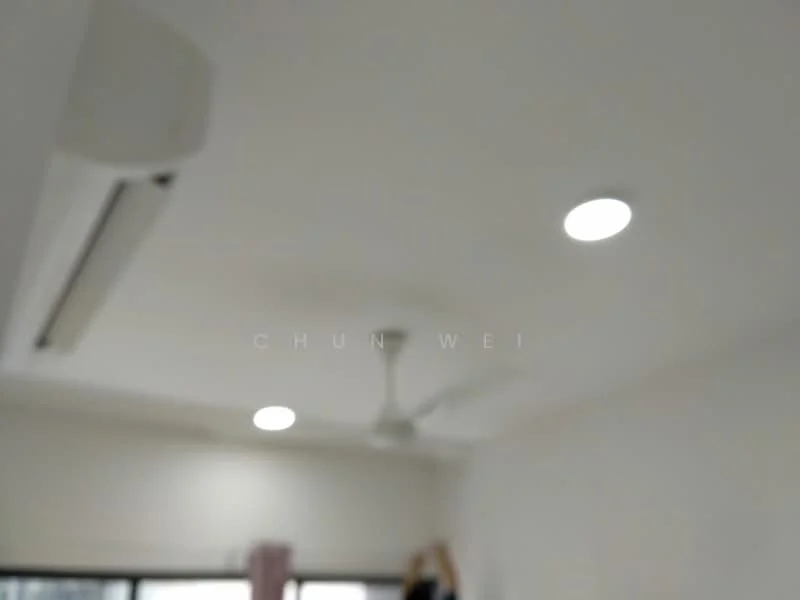Room features: white painted walls, ceiling fan, recessed LED downlights, wall-mounted split AC.