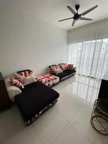 Living features: 2-seater fabric sofa with Union Jack pattern, 1-seater fabric chair with Union Jack pattern, black chaise lounge, white walls, large floor-to-ceiling windows, sheer white curtains, polished ceramic tile flooring, 5-blade ceiling fan with light, decorative coffee table with metallic finish; style: modern.