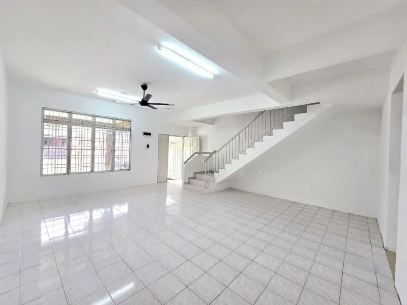 Living features: white painted walls, glossy white floor tiles, 5-blade ceiling fan, large windows with grid pattern, open layout, staircase with metal railing, natural light from windows, door leading outside; style: modern.