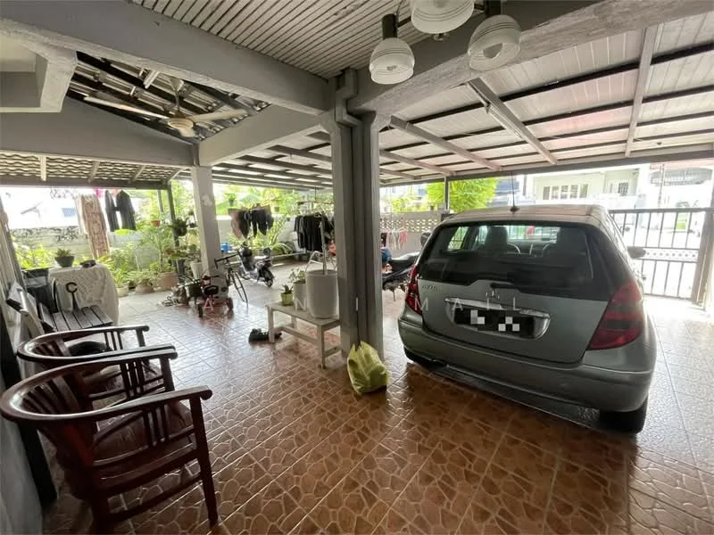Exterior type: car porch; features: covered car porch, paved flooring, wooden ceiling with exposed beams, outdoor seating area with chairs, plants and greenery, clothes drying area, open space for vehicle parking; style: modern.