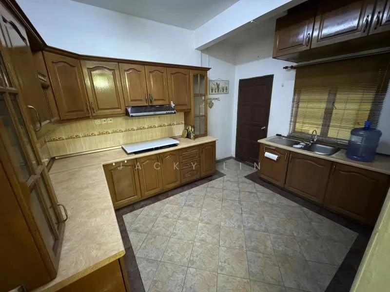 Kitchen features: brown wooden cabinetry, laminate countertop, single-bowl stainless-steel sink, chrome pull-down faucet, built-in oven, freestanding range oven, ceramic tile flooring, window with blinds, water dispenser, wall-mounted cabinets, kitchen island, tile backsplash, light fixture, neutral wall color; style: traditional.