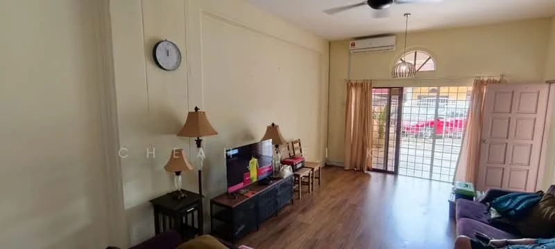 Living features: light wood laminate flooring, cream painted walls, ceiling fan with light, wall-mounted TV, black TV console, two armchairs, two bedside lamps, large sliding glass door, sheer curtains, decorative wall clock, window with view of exterior, sofa in dark fabric; style: contemporary; view: garden.