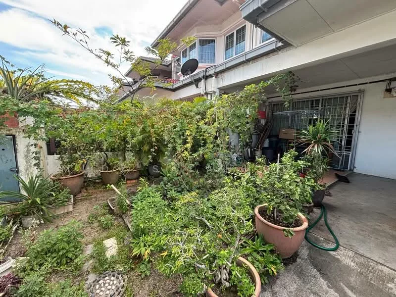 Exterior type: linked terrace house; features: manicured garden, potted plants, greenery, stone-paved walkway, satellite dish, outdoor space, covered porch, fenced area; style: modern.