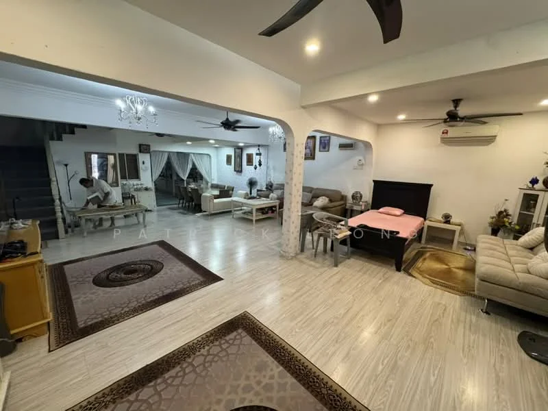 Living features: light wood flooring, white painted walls, 5-blade ceiling fan with light, sofa in beige fabric, coffee table, area rug with geometric pattern, wall-mounted TV, decorative wall art, dining table with chairs, side table, recessed lighting; style: modern. Dining features: dining table with upholstered chairs, decorative centerpiece, light fixture above table; style: modern.