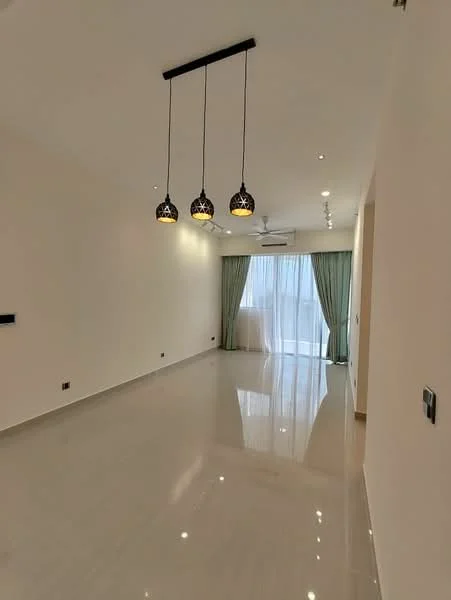 Living features: white painted walls, polished marble flooring, tray ceiling, 3-blade ceiling fan, 3 pendant lights, floor-to-ceiling windows, sheer curtains, recessed downlights; style: modern.